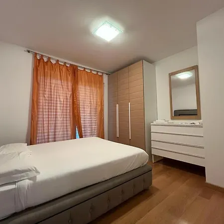 Apartment 5 Rent Center