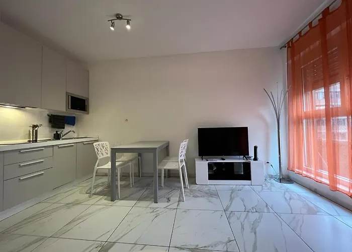 5 Rent Center * Lugano