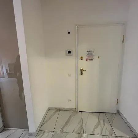 Apartman 5 Rent Center